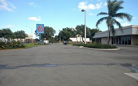 Motel 6 Miami