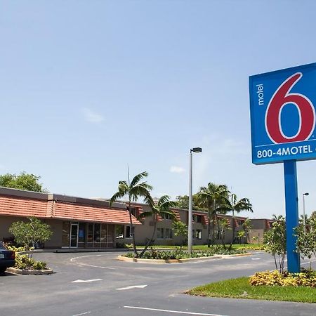 Motel 6-Miami, FL Doral Exterior foto